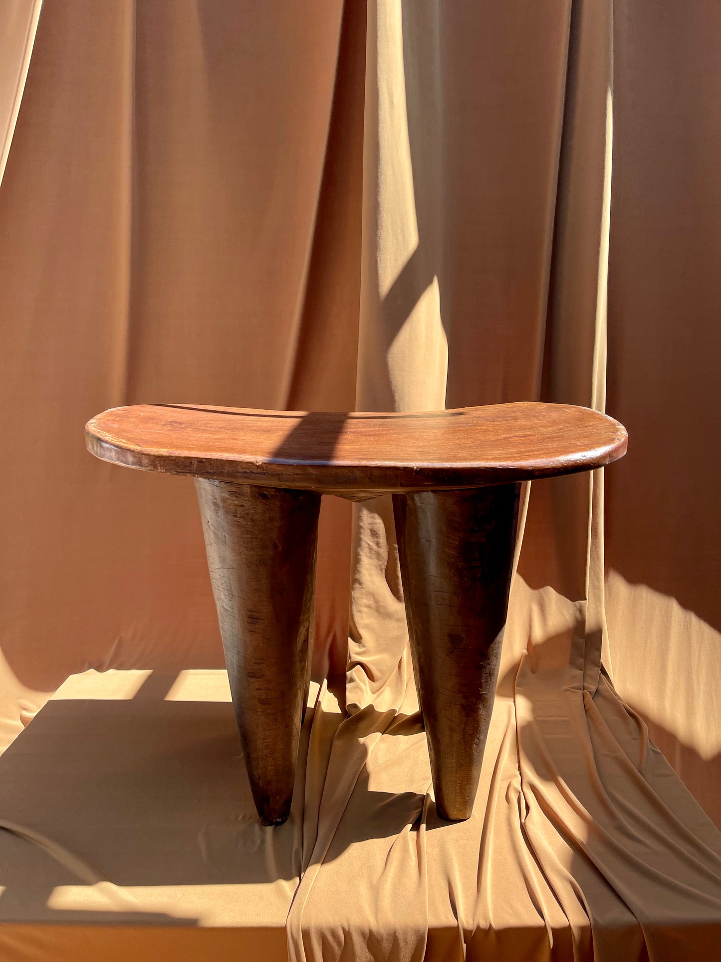 Large Vintage Senufo Stool/End Table from the Ivory Coast • 05