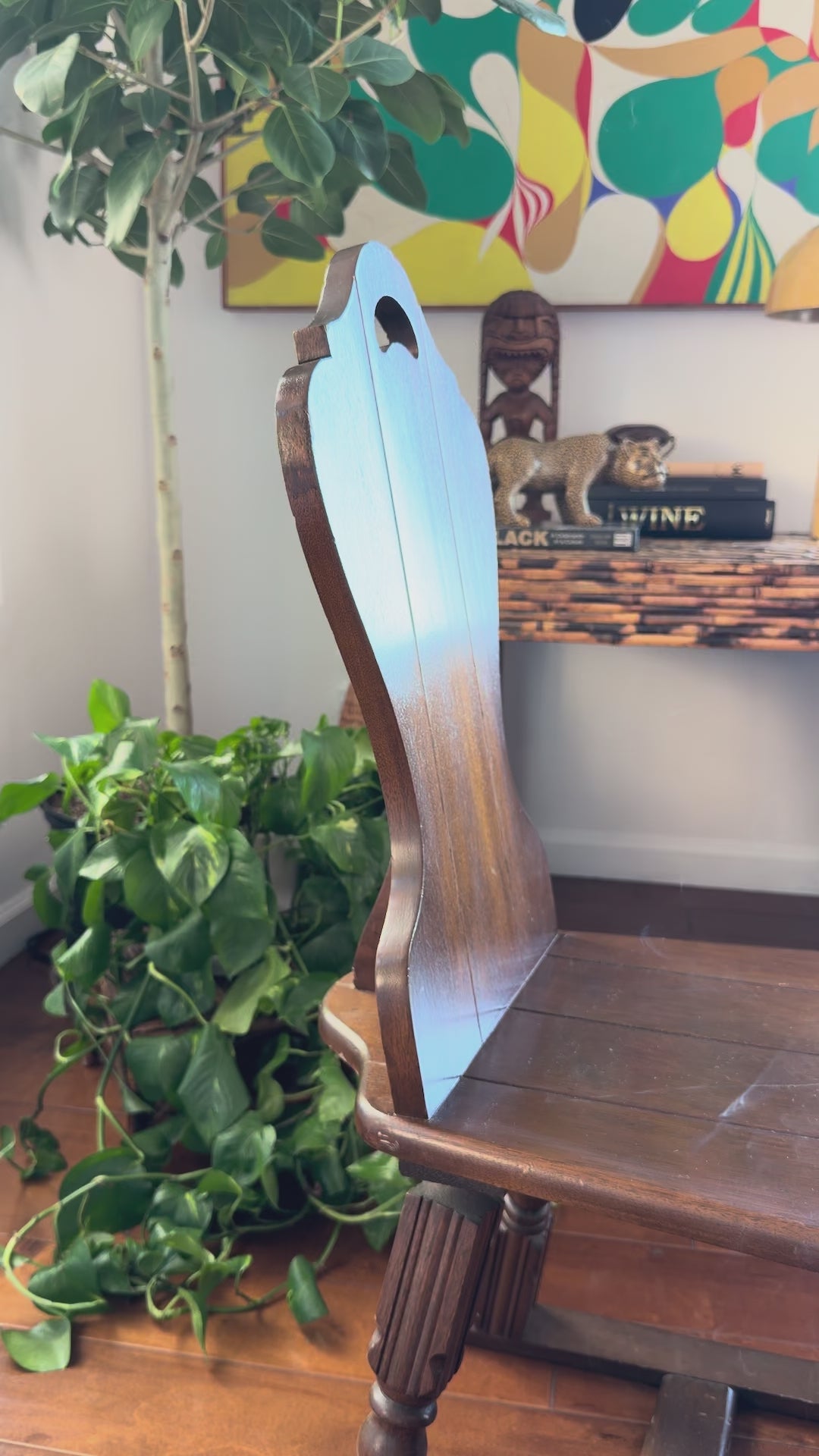 Video of the turned and fluted legs on a Tyrolean Brettstuhl chair