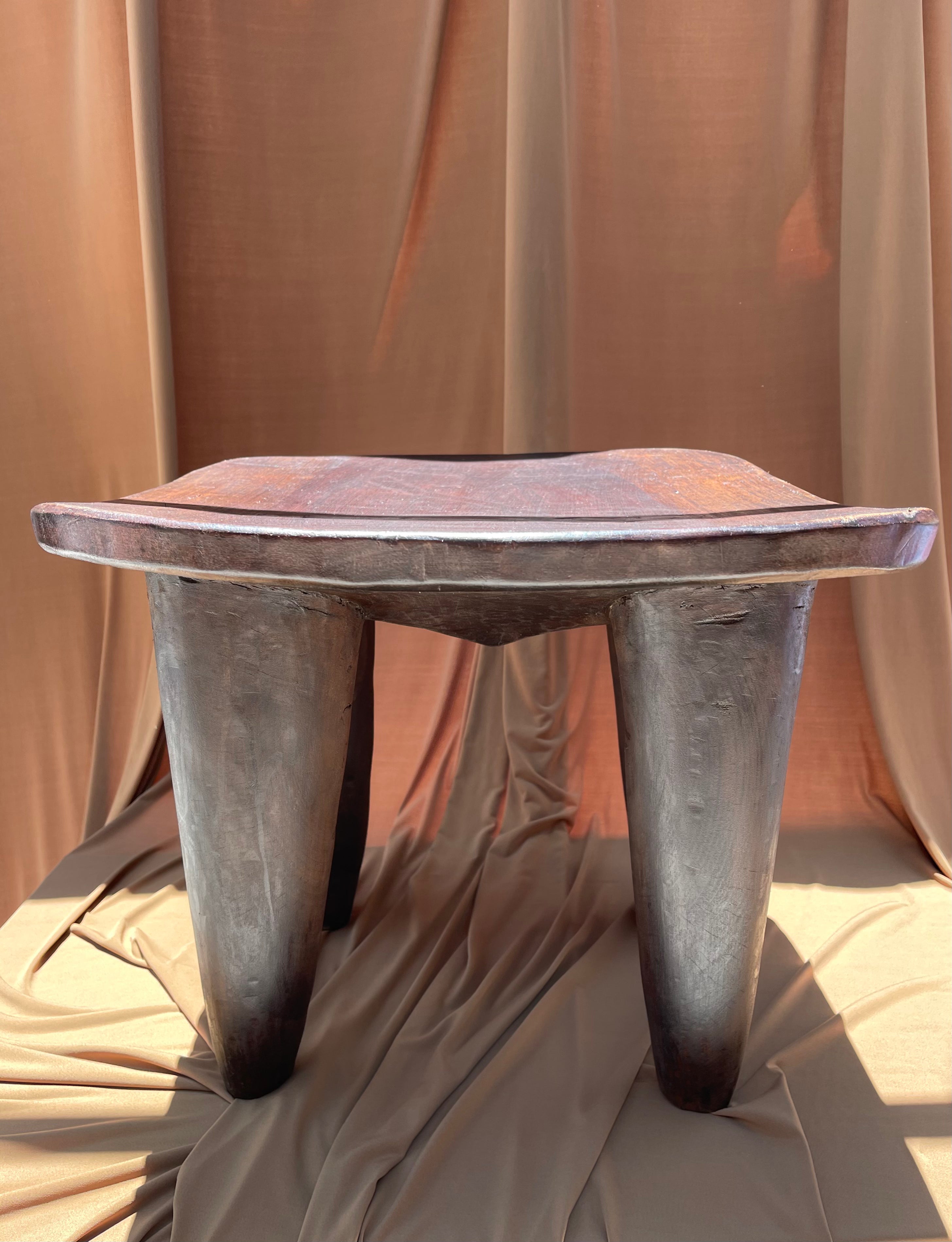 Large Vintage Senufo Stool/End Table from the Ivory Coast⁠⁠ • 02
