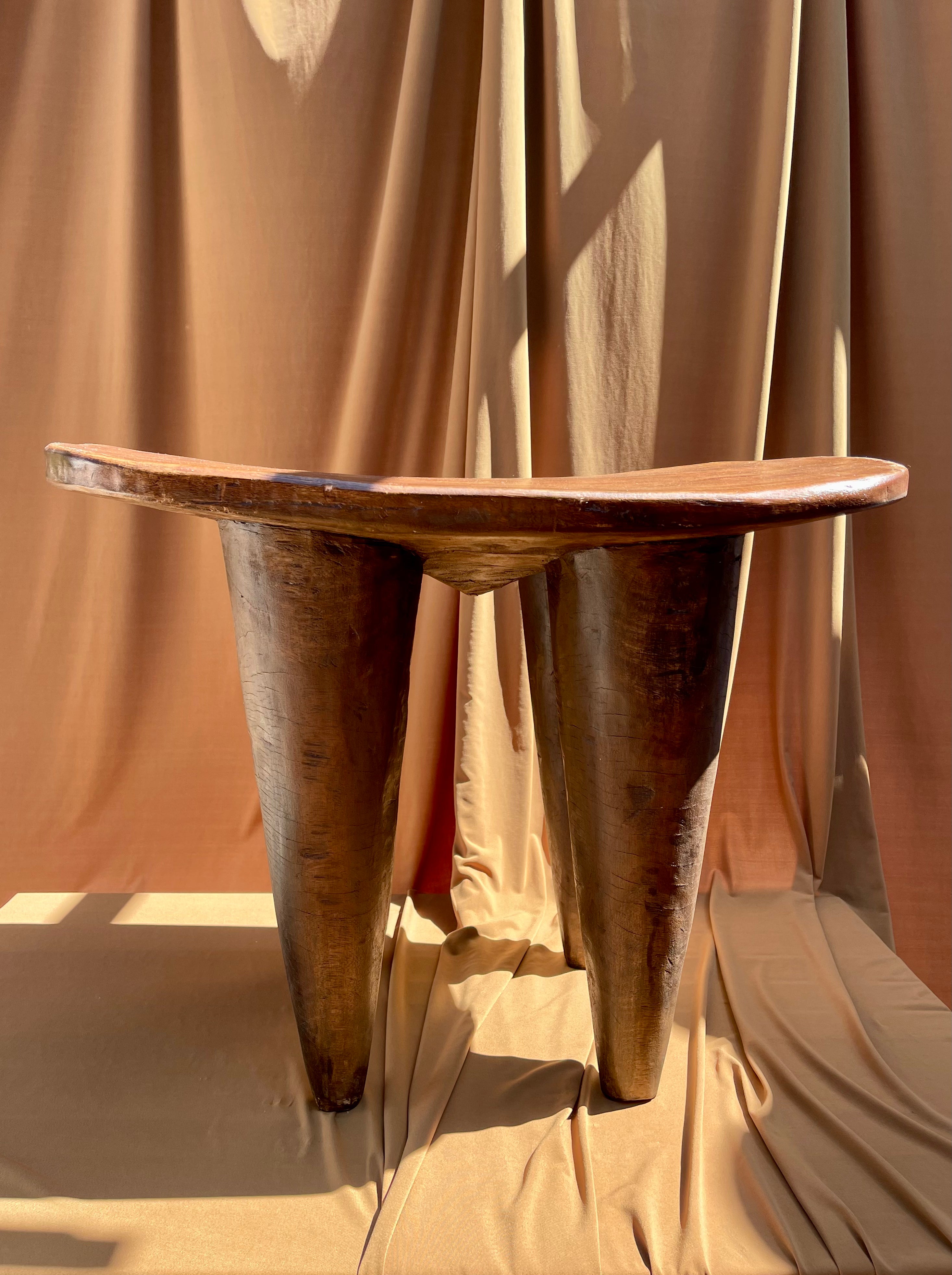 Large Vintage Senufo Stool/End Table from the Ivory Coast⁠⁠ • 05