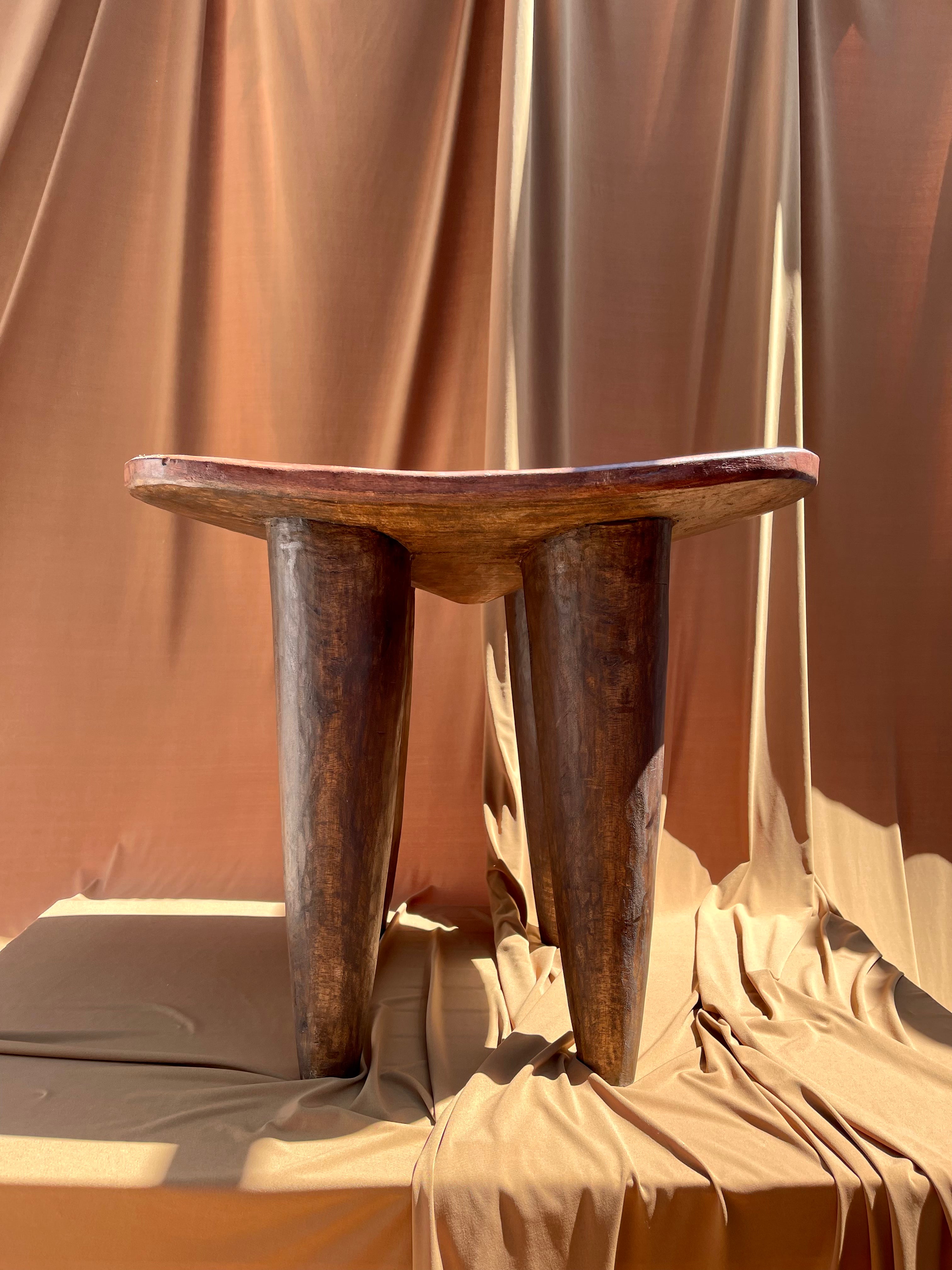 Large Vintage Senufo Stool/End Table from the Ivory Coast⁠⁠ • 03