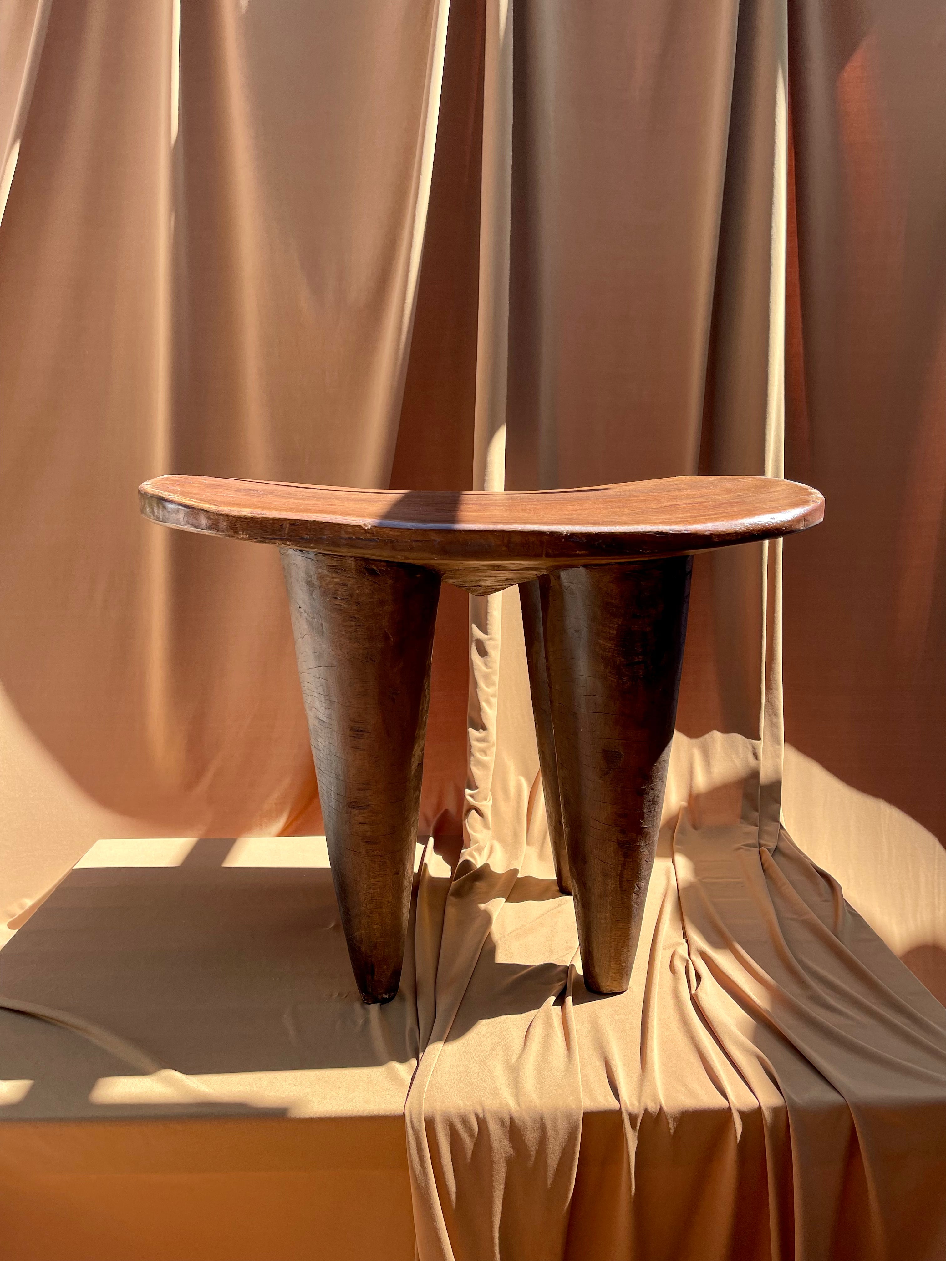 Large Vintage Senufo Stool/End Table from the Ivory Coast⁠⁠ • 05