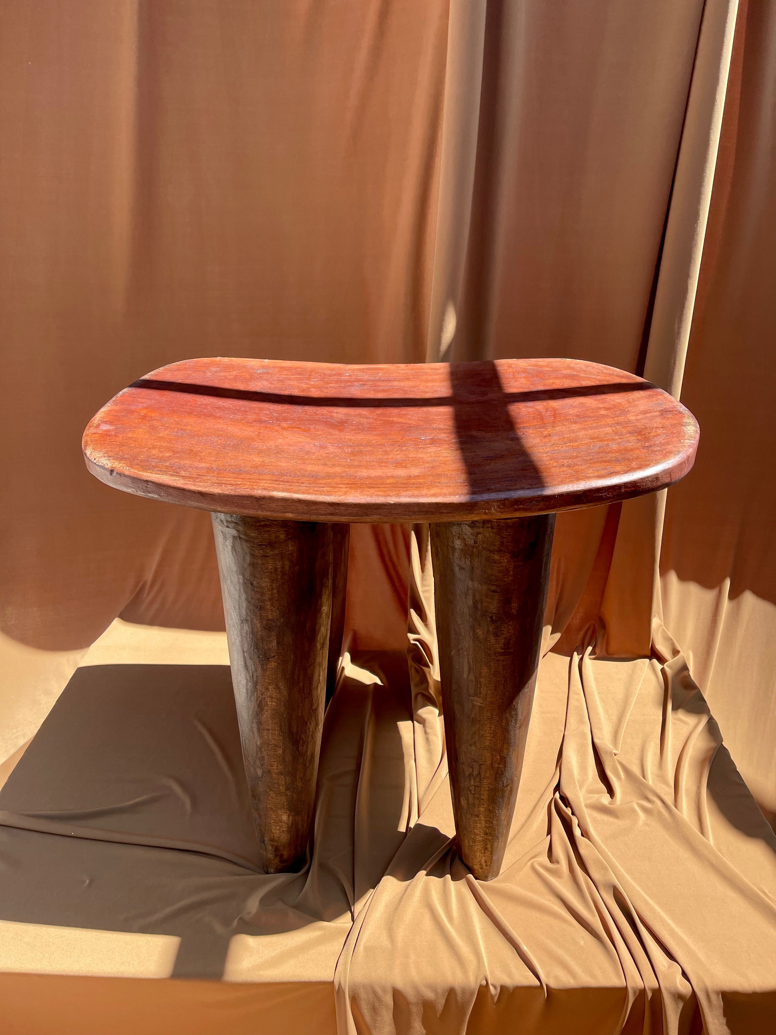 Large Vintage Senufo Stool/End Table from the Ivory Coast⁠⁠ • 03