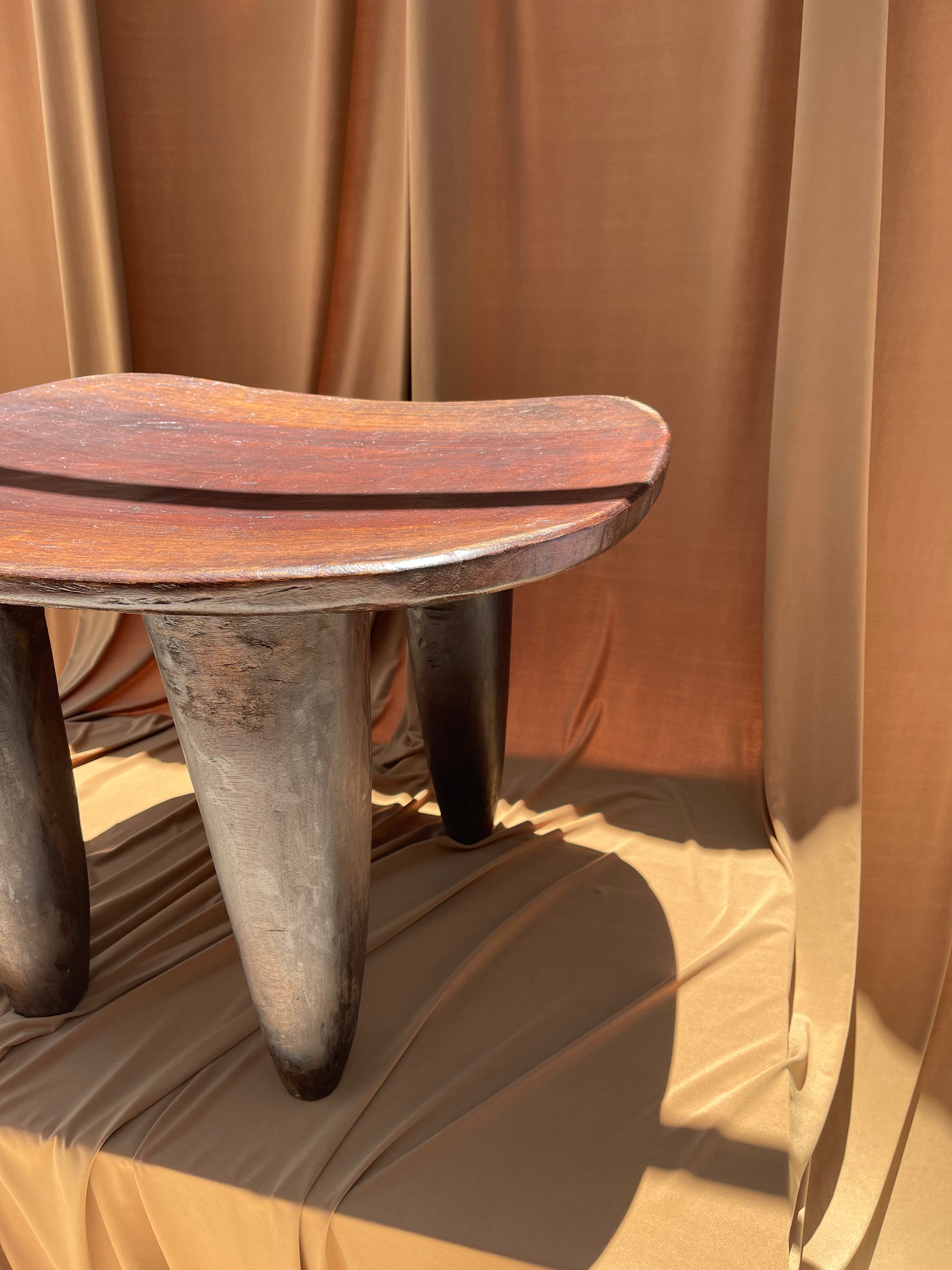 Large Vintage Senufo Stool/End Table from the Ivory Coast⁠⁠ • 02