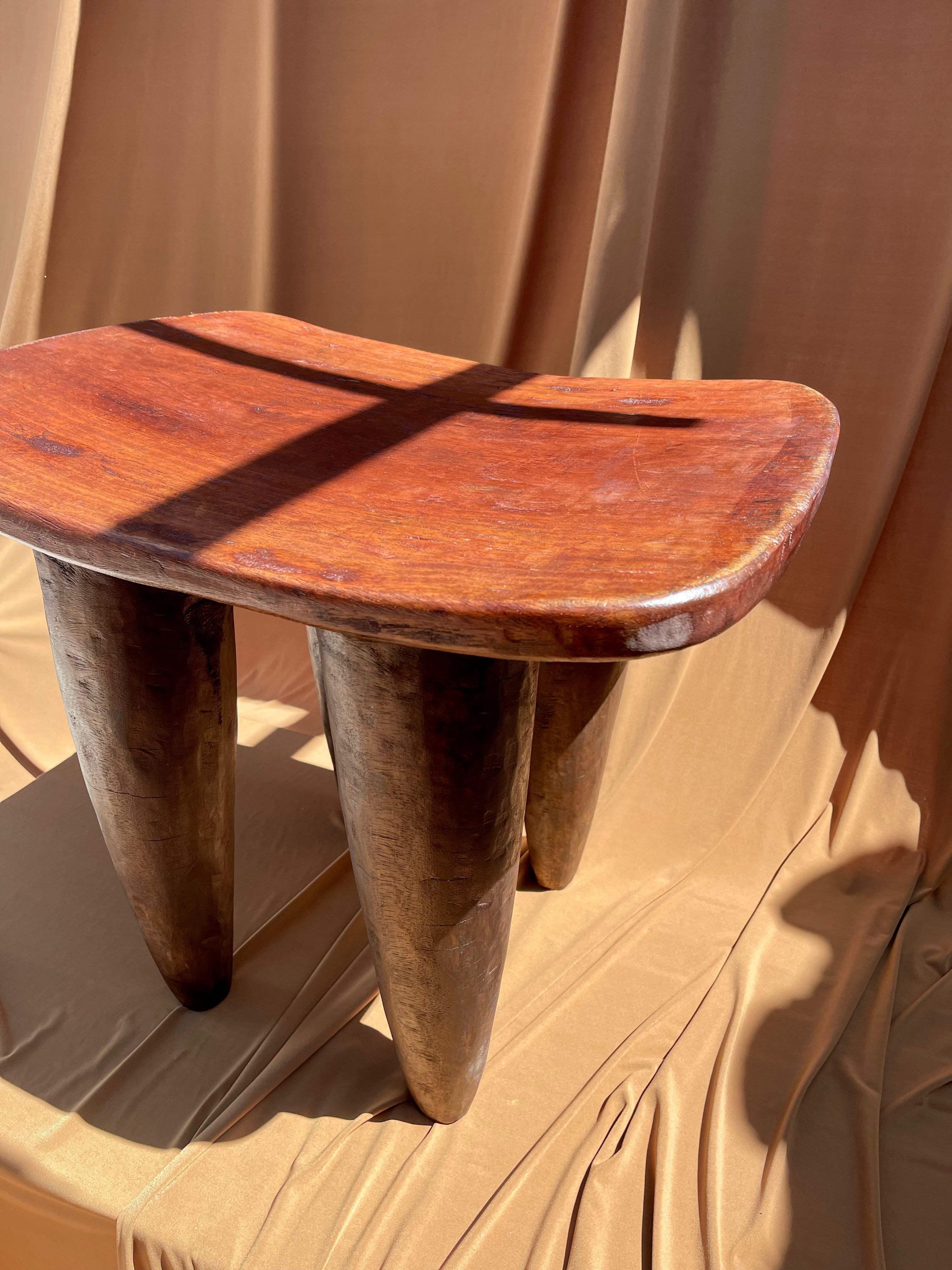 Large Vintage Senufo Stool/End Table from the Ivory Coast⁠⁠ • 04