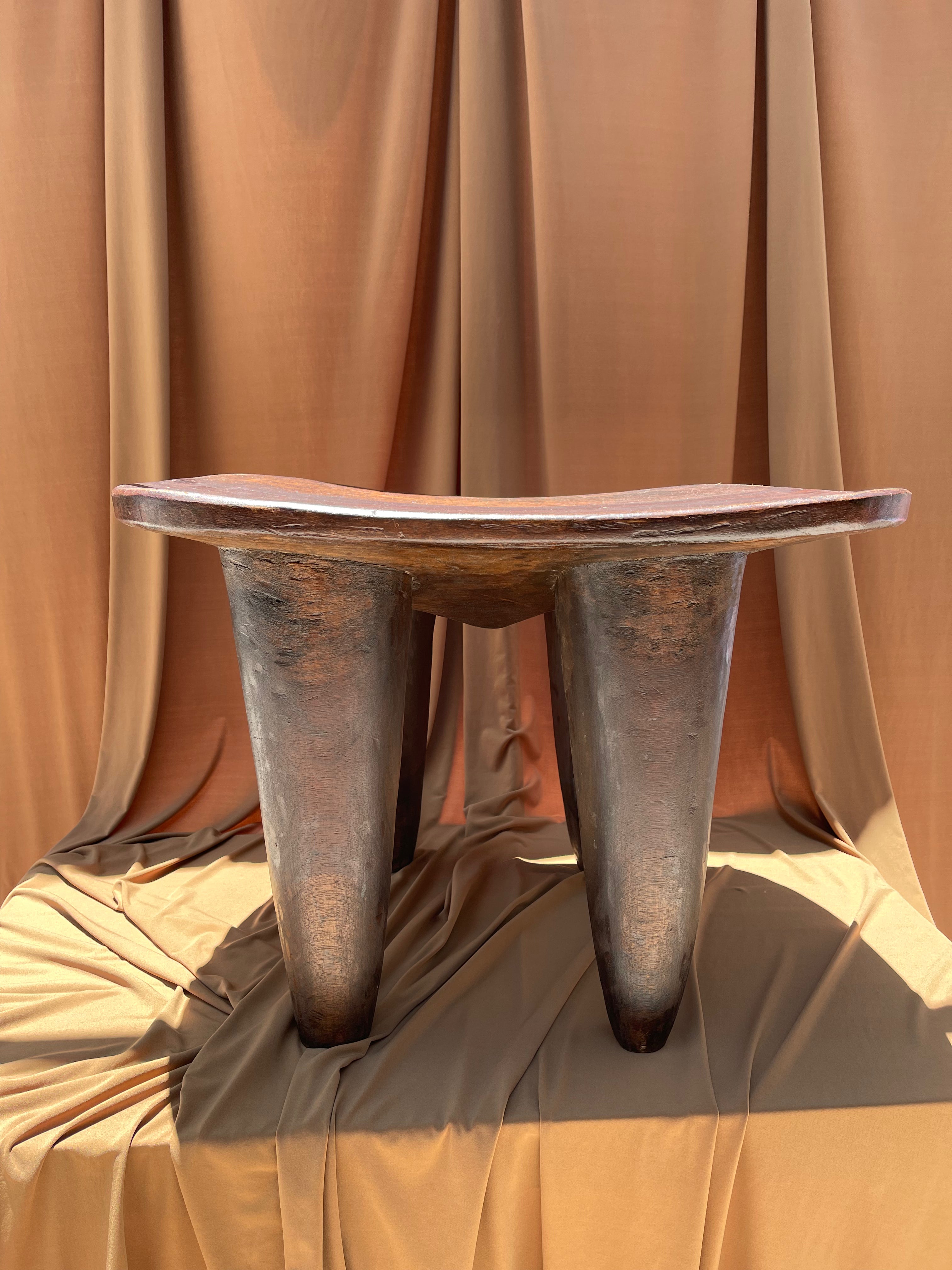 Large Vintage Senufo Stool/End Table from the Ivory Coast⁠⁠ • 02