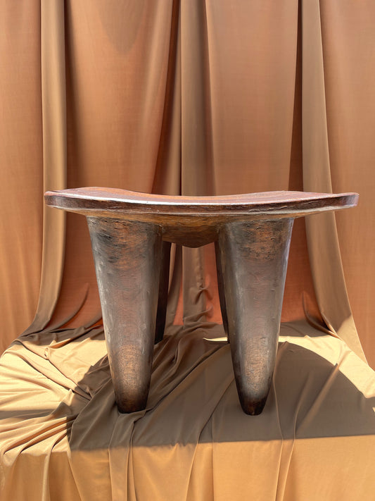 Large Vintage Senufo Stool/End Table from the Ivory Coast⁠⁠ • 02