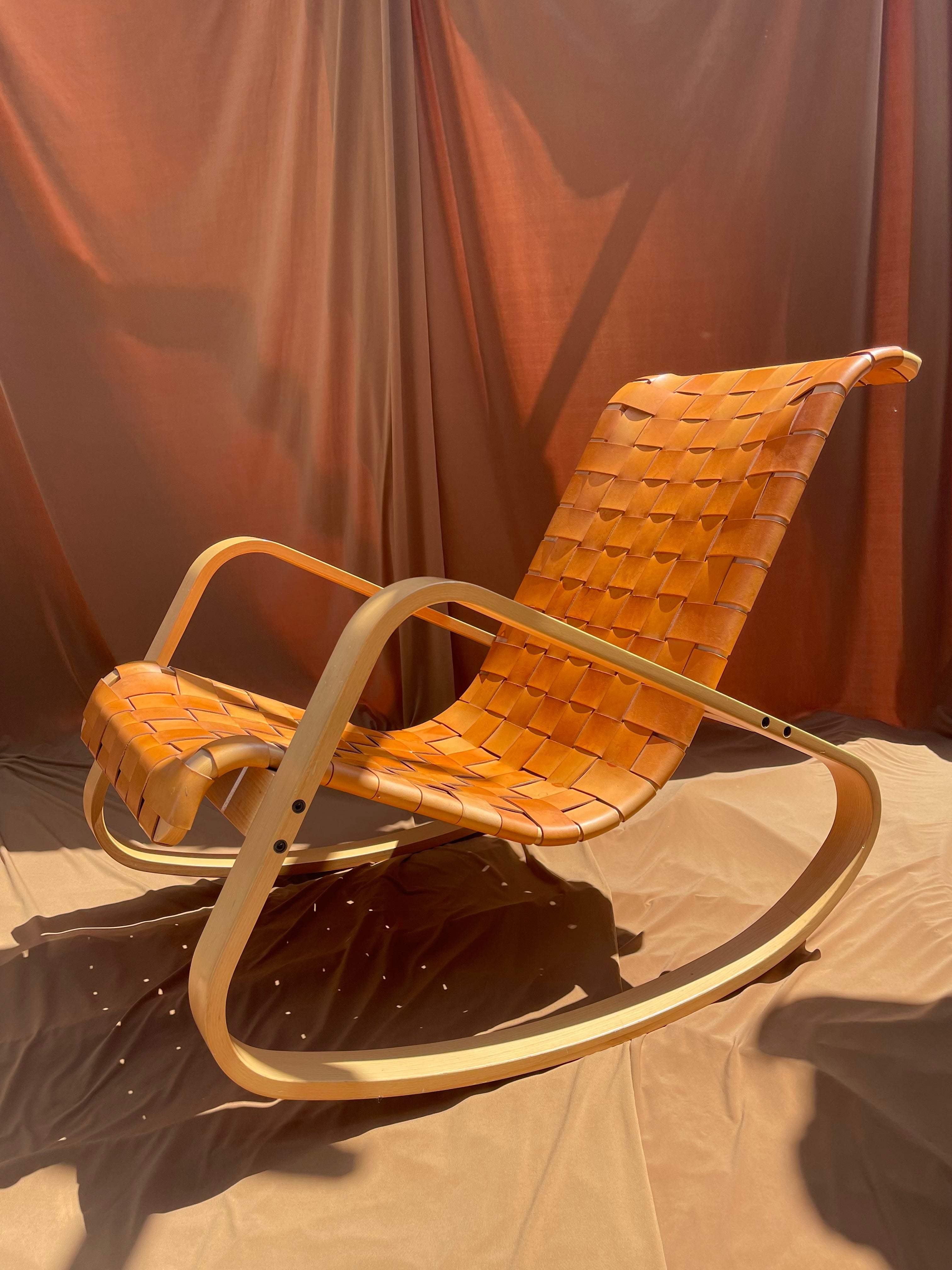 Luigi Crassevig ‘Dondolo’ Rocking Chair for Crassevig 1970, Bentwood & Woven Leather
