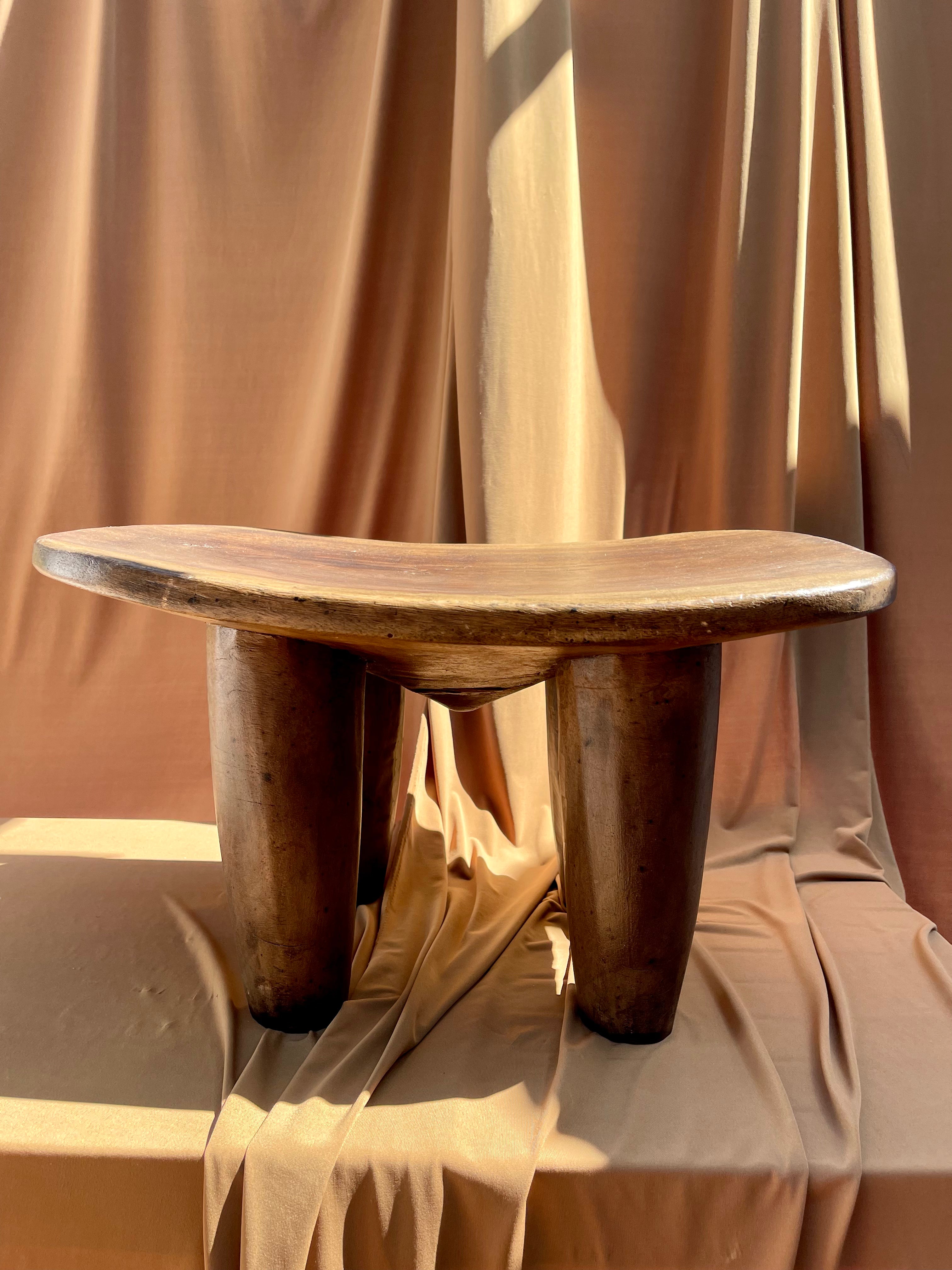 Medium to Large Vintage Senufo Stool/End Table from the Ivory Coast • 06