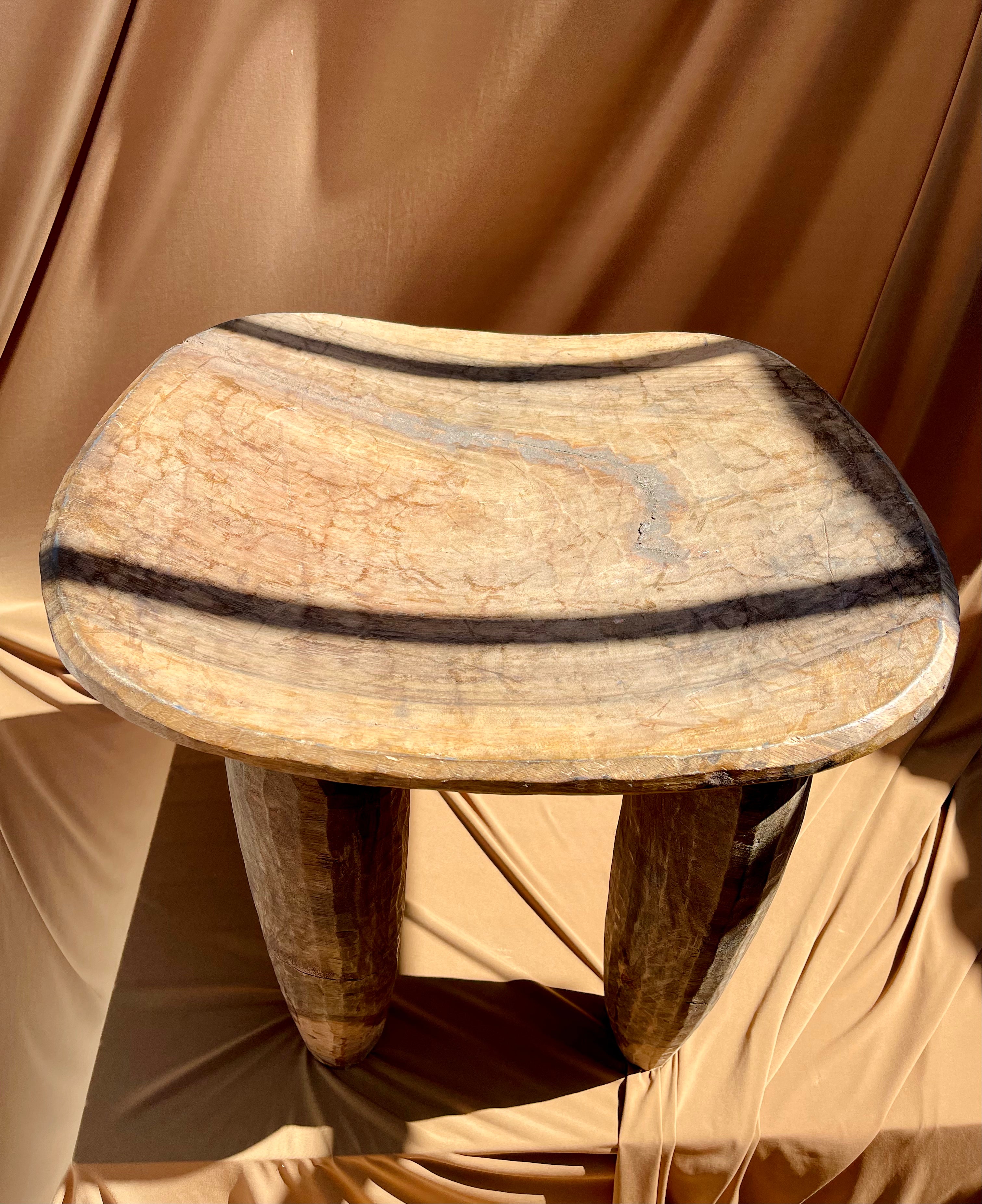 Large Vintage Senufo Stool/End Table from the Ivory Coast⁠⁠ • 01