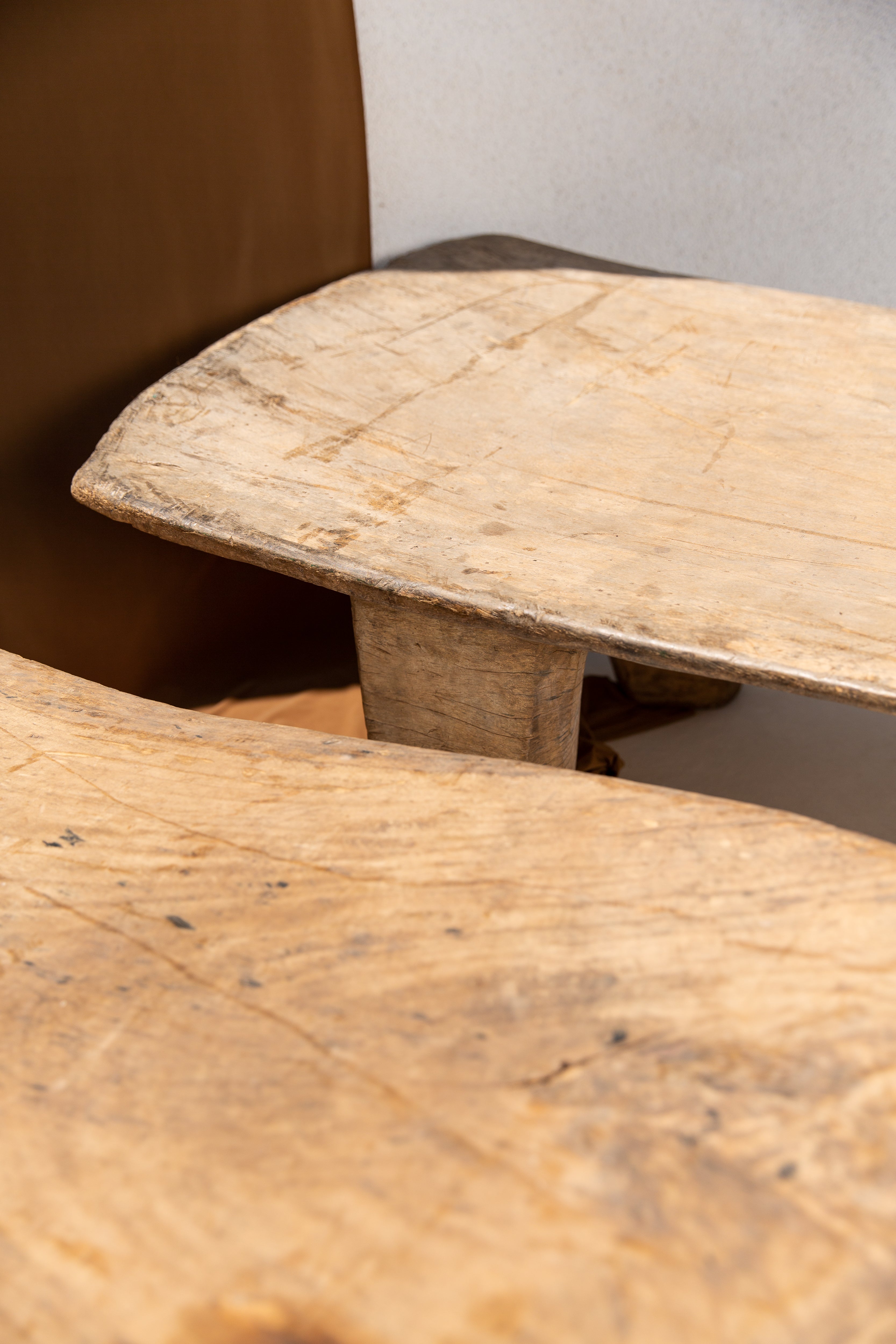 200-year-old Nigerian Nupe Table 01