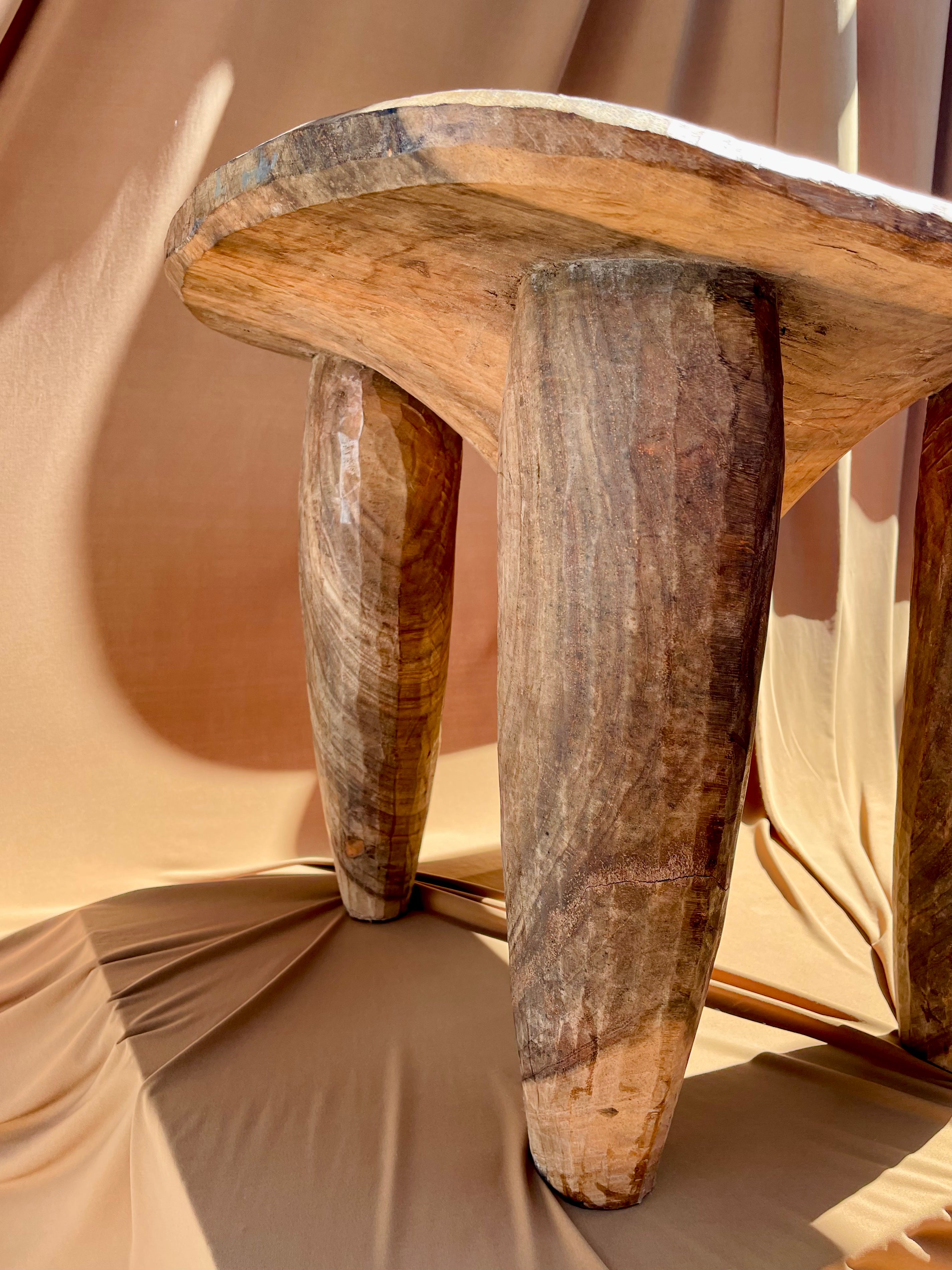 Large Vintage Senufo Stool/End Table from the Ivory Coast⁠⁠ • 01